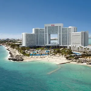 riu-palace-peninsula.quintano-roohotels.com/